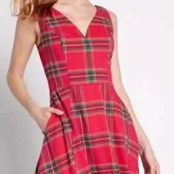 NWOT Modcloth X Collectif red plaid holiday dress, Size Small, US Size 6 - Picture 2 of 5